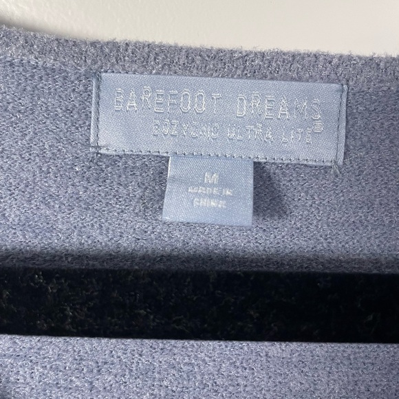 Barefoot Dreams V Neck CozyChic Sweater Women’s Size M Color Light Blue - Picture 2 of 3